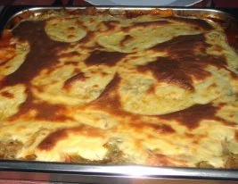 Repollo con salsa de tomate y bechamel