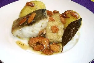 Bacalao con almendras