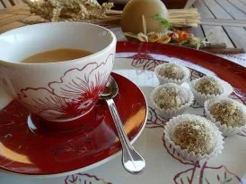 Bolitas de nuez y dulce de leche