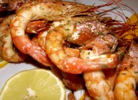 Langostinos al ajo y cebolla