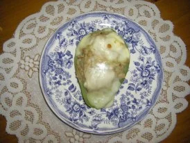 Chayotes rellenos de atún