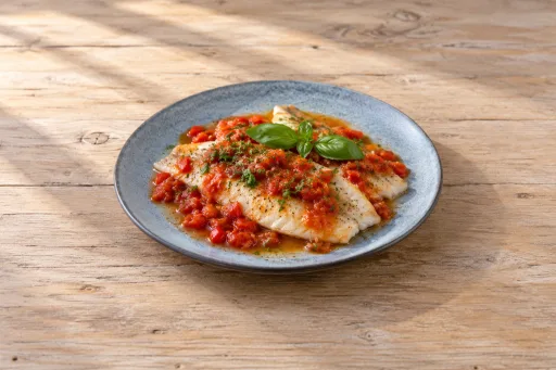 Filetes de platija con salsa de pimientos
