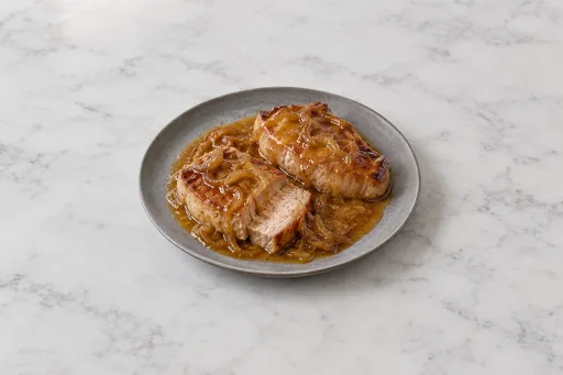 Cerdo en salsa de cebolla y miel