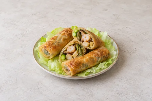 Rollitos de marisco con verduras