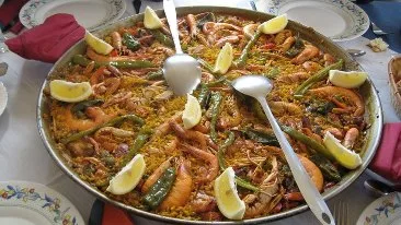 Paella mixta
